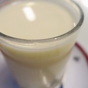 熱杏仁霜 或 (凍杏仁霜)) - 銅鑼灣分店