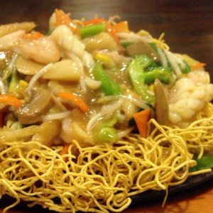 豉油皇鮮魷炒麵