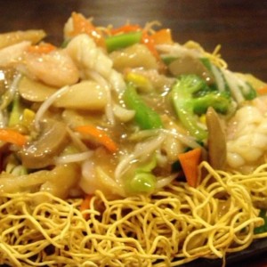 豉油皇鮮魷炒麵