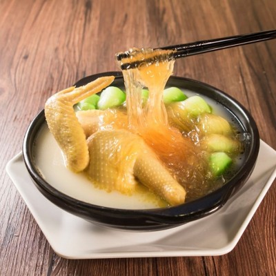濃湯素翅滑雞煲 - 銅鑼灣分店