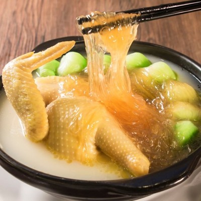 濃湯素翅滑雞煲 - 銅鑼灣分店