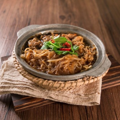 沙嗲金菇肥牛煲 - 銅鑼灣分店