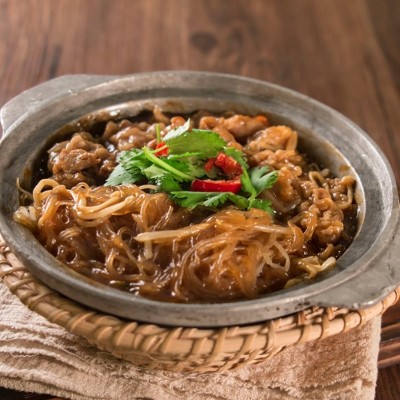 沙嗲金菇肥牛煲 - 銅鑼灣分店